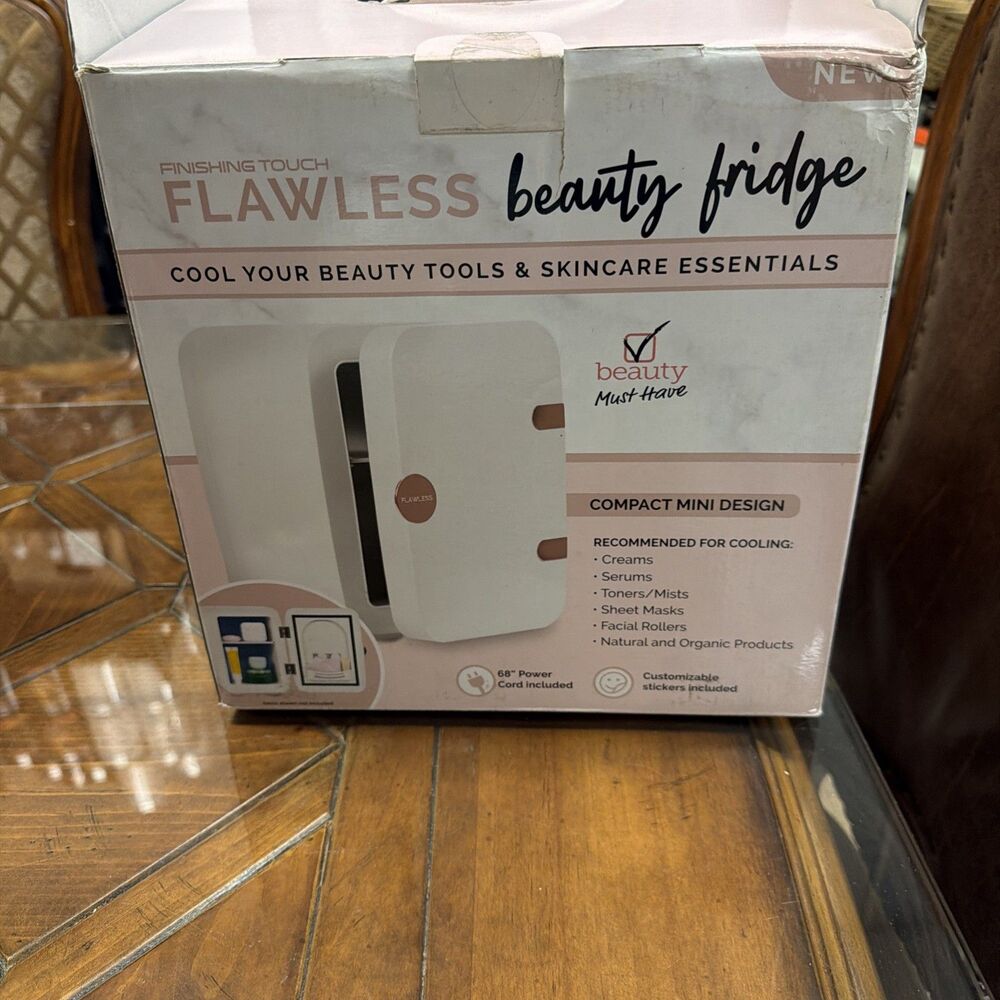 Finishing Touch Flawless Mini Beauty fridge for Makeup and Skincare NEW